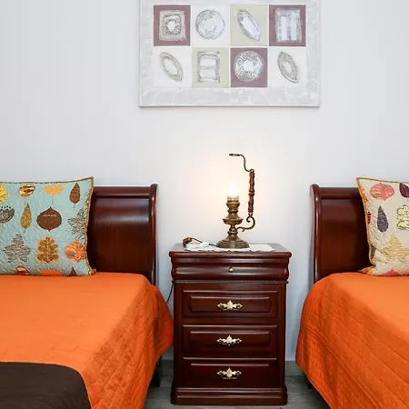 Villa Maria Adelia Nazaré
